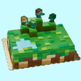 A Publix Minecraft cake.